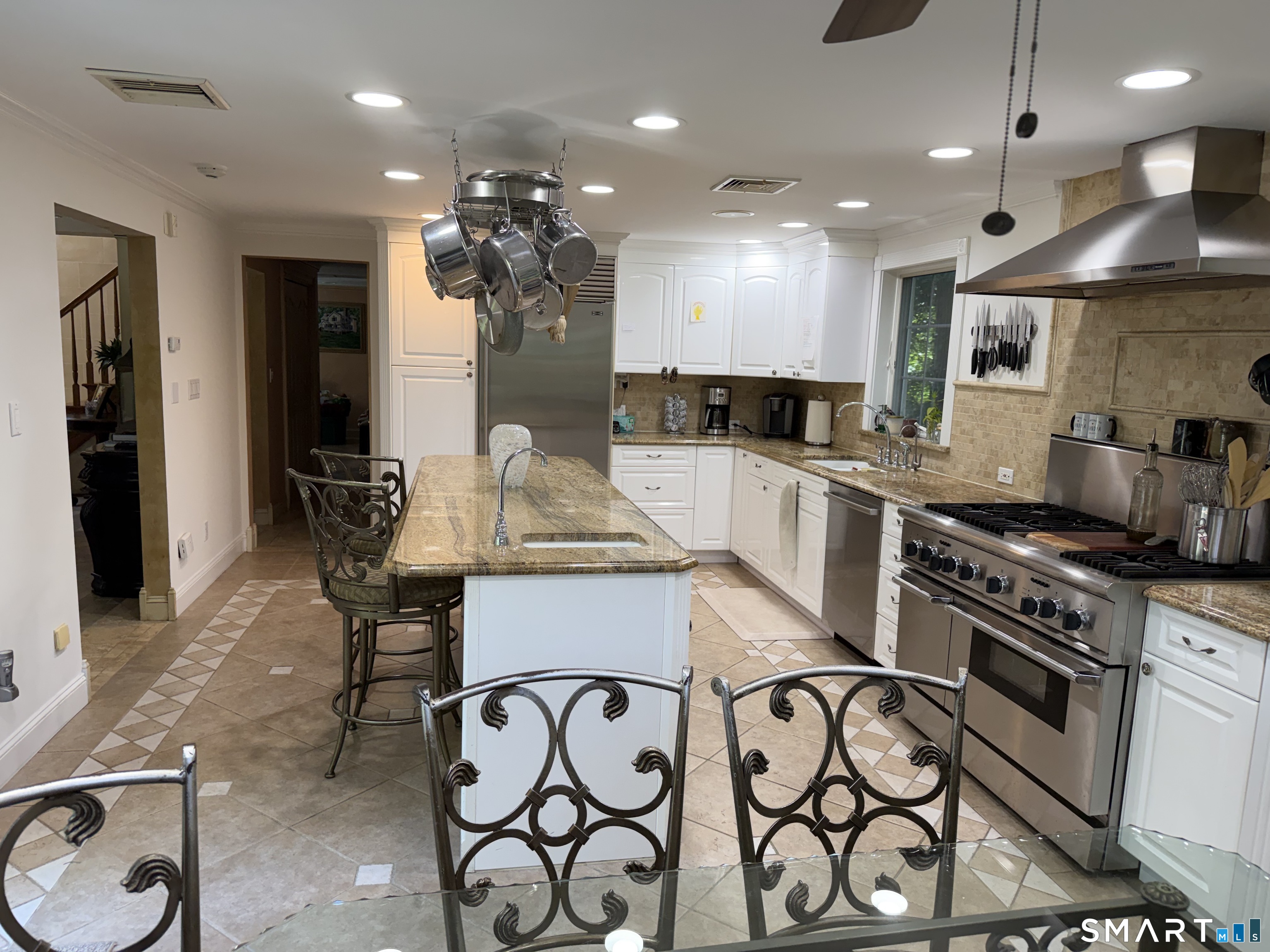 166 Blackwood Lane Stamford CT 06903