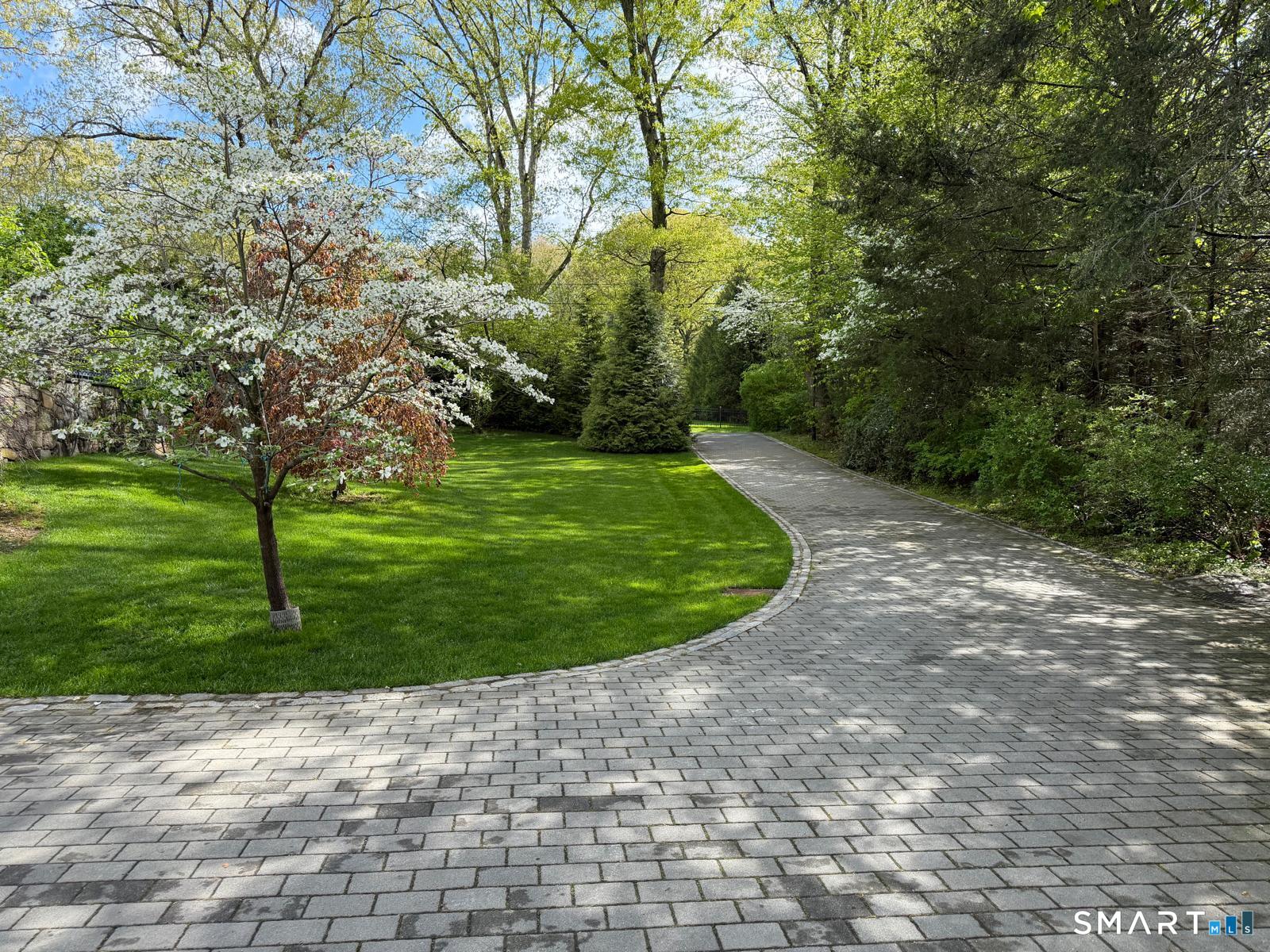 166 Blackwood Lane Stamford CT 06903