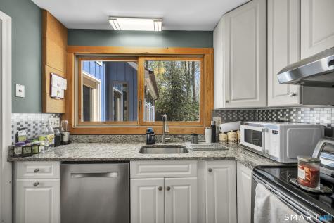 170 Weatherly Trail Guilford CT 06437
