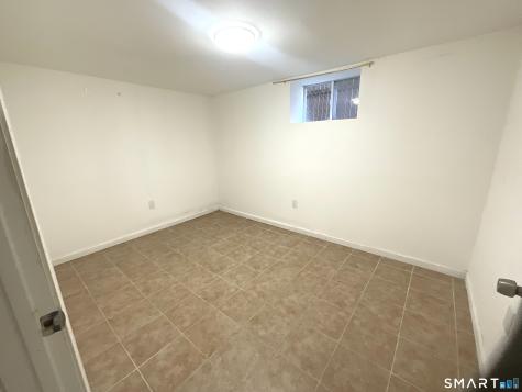 302 Dover Street Bridgeport CT 06610
