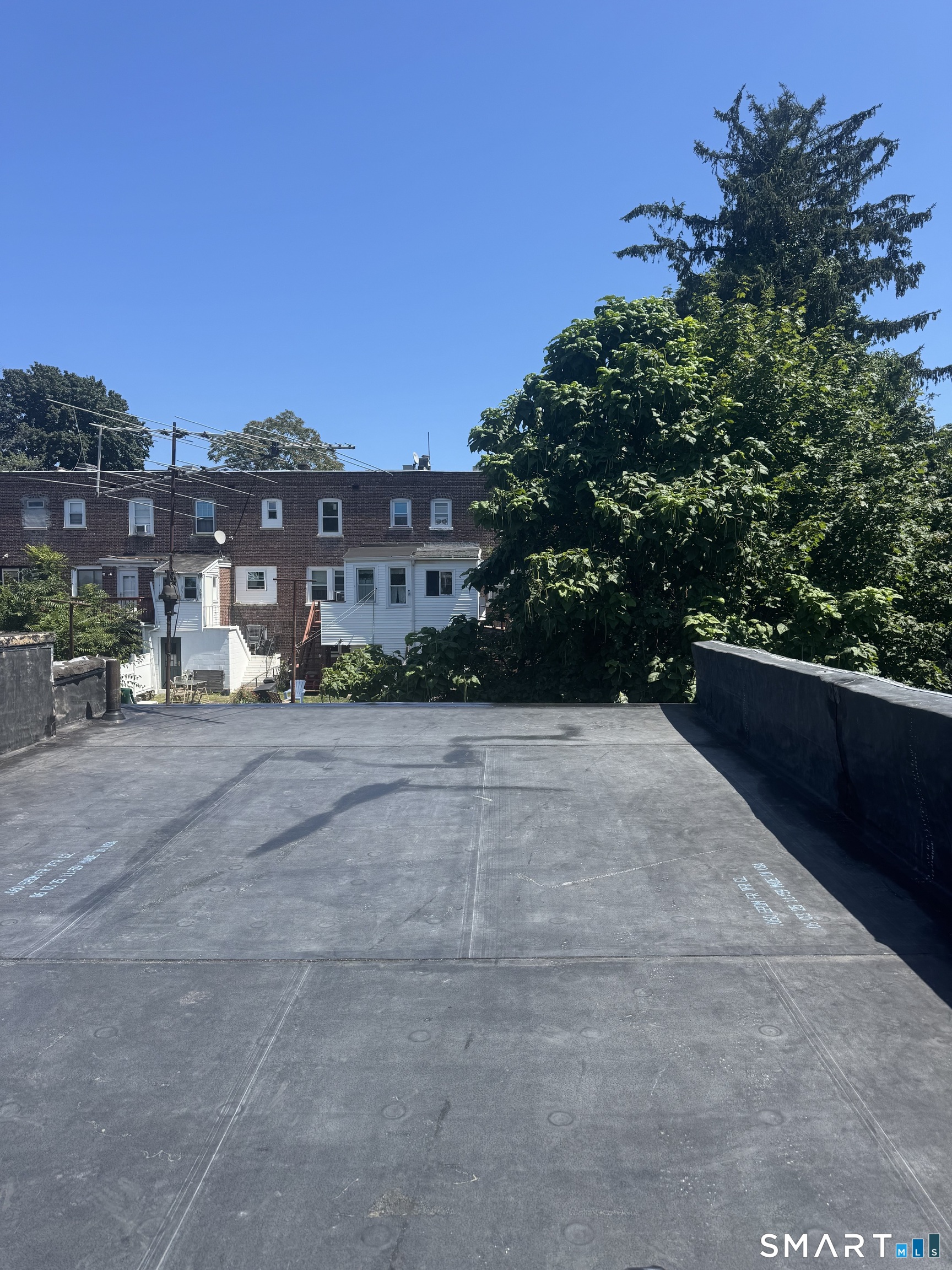 302 Dover Street Bridgeport CT 06610