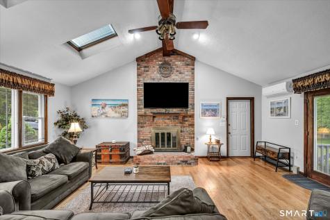 33 Shawnee Lane Monroe CT 06468