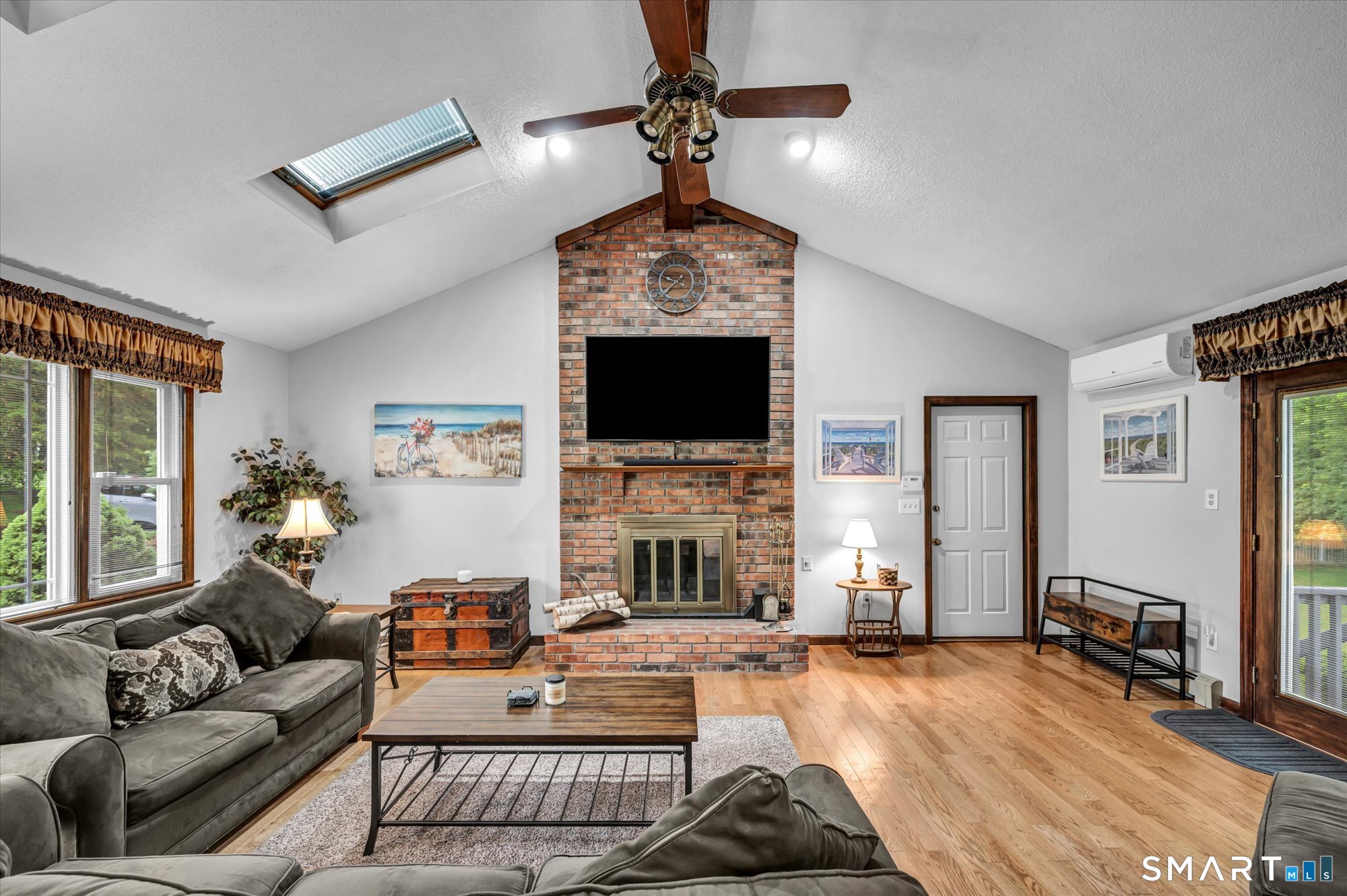 33 Shawnee Lane Monroe CT 06468