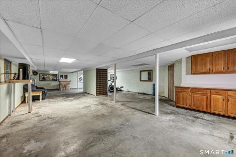 33 Shawnee Lane Monroe CT 06468