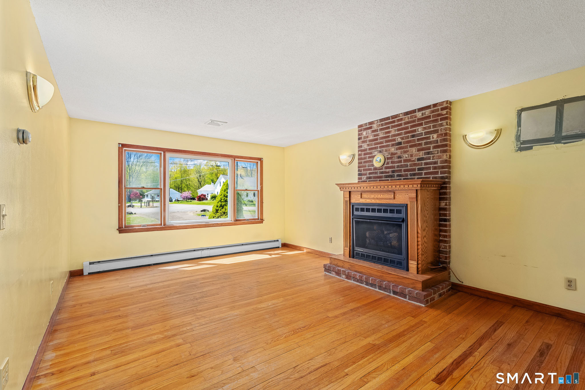 77 Latham Road Willington CT 06279