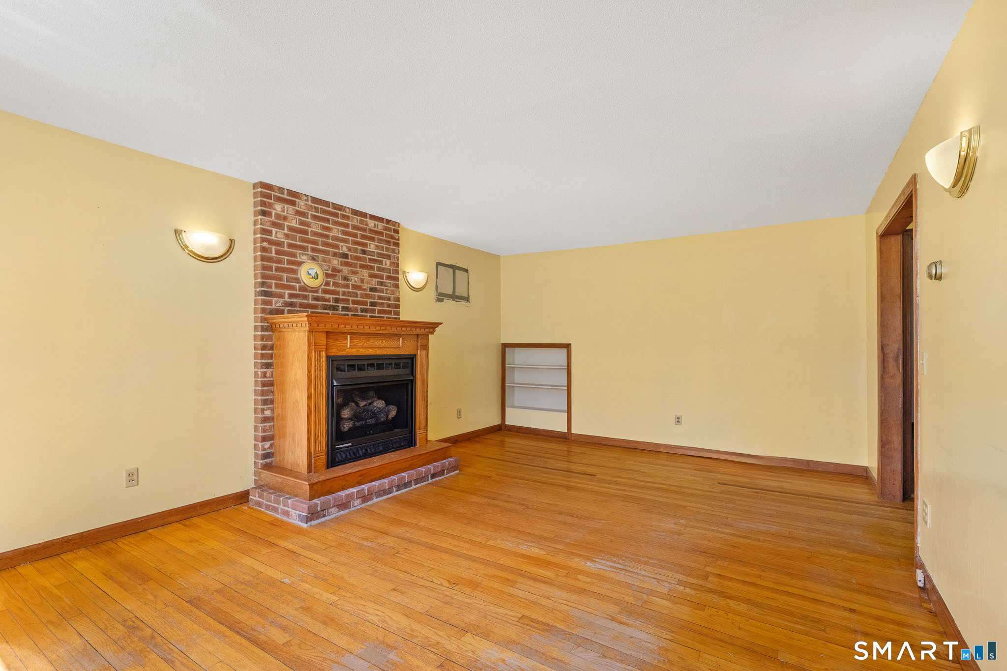 77 Latham Road Willington CT 06279