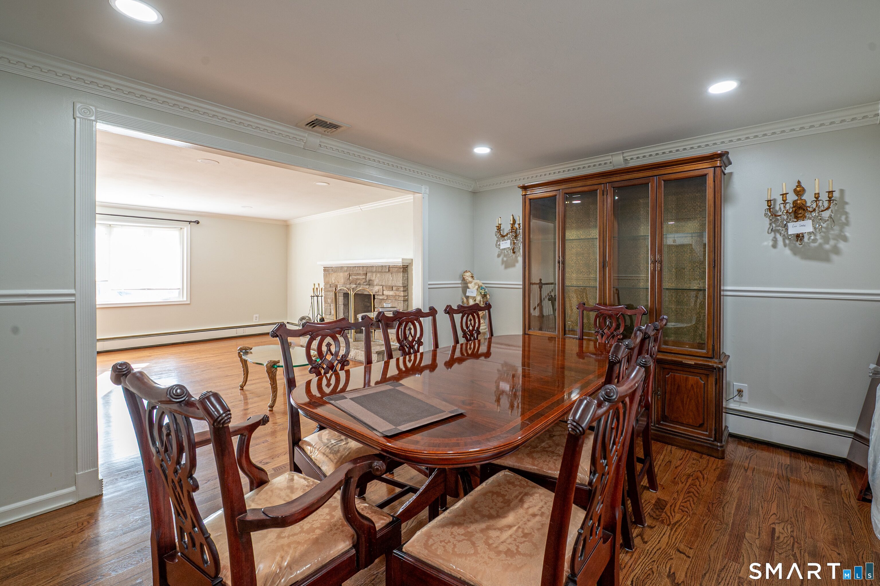 6 Liberty Terrace North Haven CT 06473