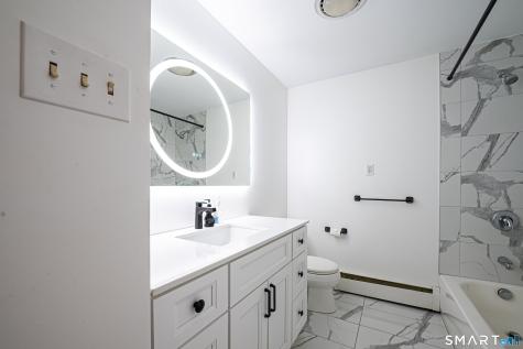 6 Liberty Terrace North Haven CT 06473