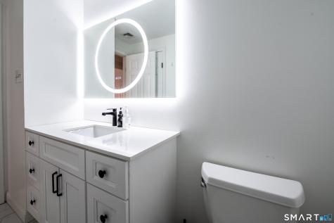 6 Liberty Terrace North Haven CT 06473