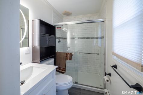 6 Liberty Terrace North Haven CT 06473