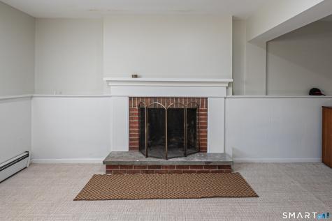 6 Liberty Terrace North Haven CT 06473