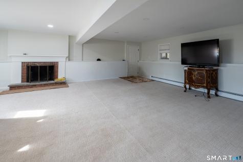 6 Liberty Terrace North Haven CT 06473