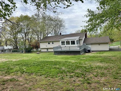 6 Liberty Terrace North Haven CT 06473