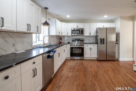 6 Liberty Terrace North Haven CT 06473
