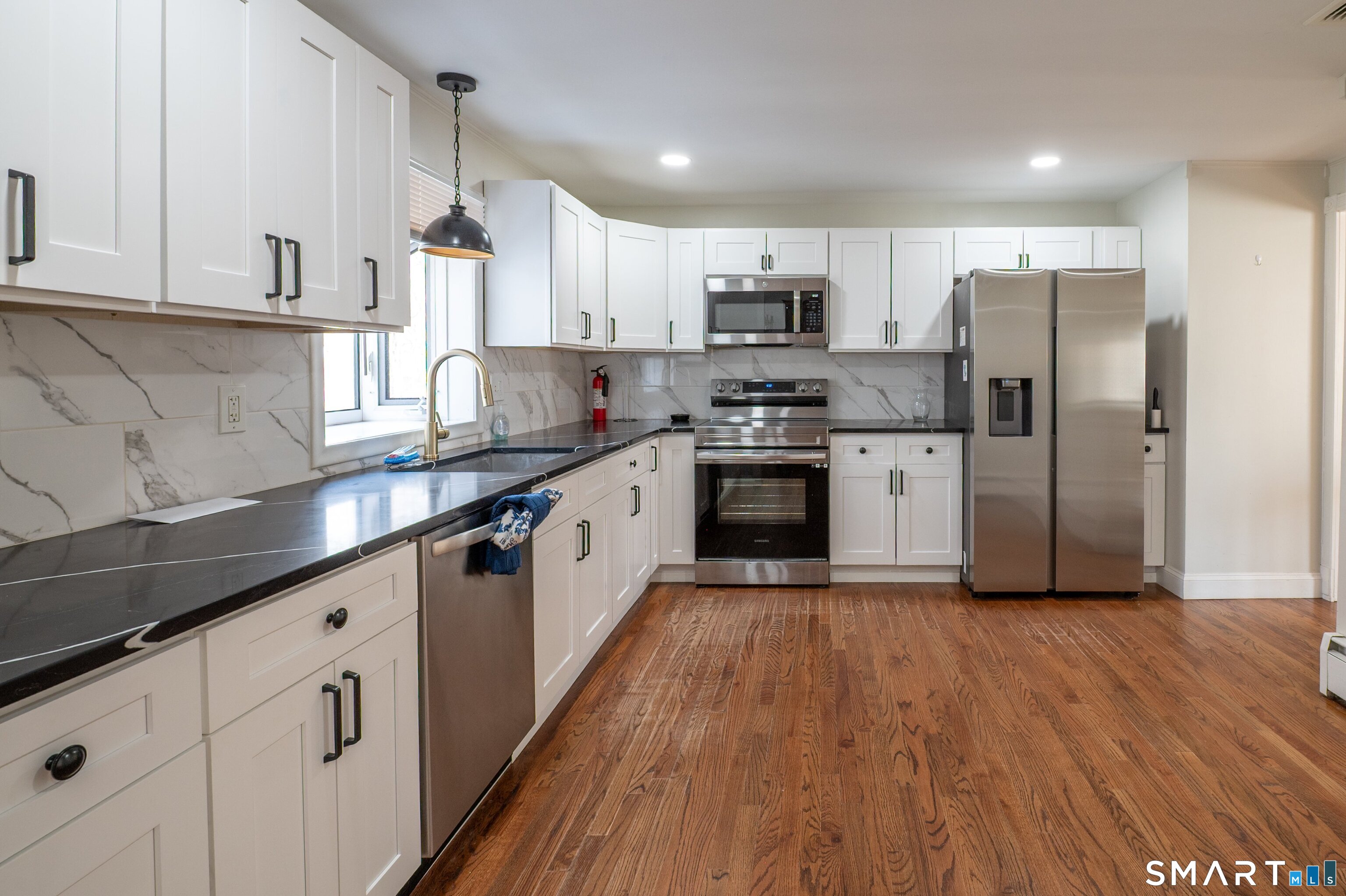 6 Liberty Terrace North Haven CT 06473