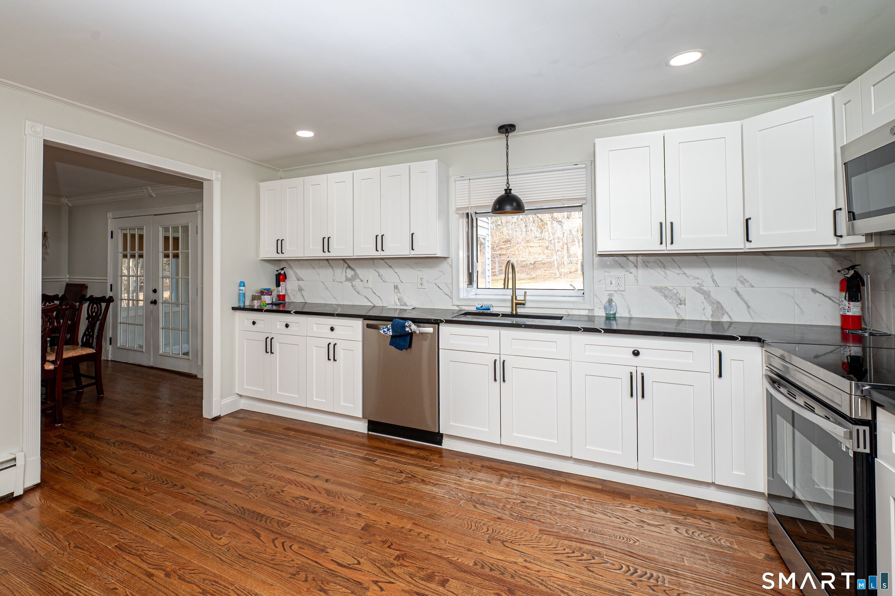6 Liberty Terrace North Haven CT 06473