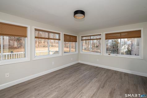 6 Liberty Terrace North Haven CT 06473