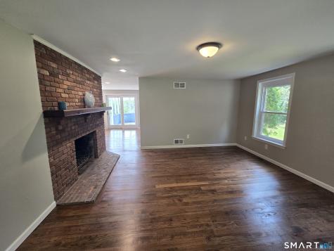 254 Jobs Hill Road Ellington CT 06029