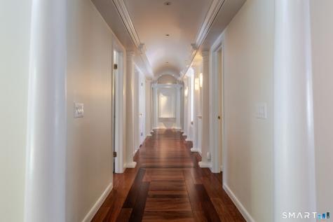 5 Mohawk Lane Woodbridge CT 06525