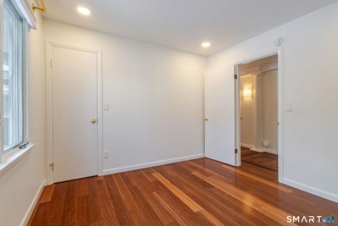 5 Mohawk Lane Woodbridge CT 06525