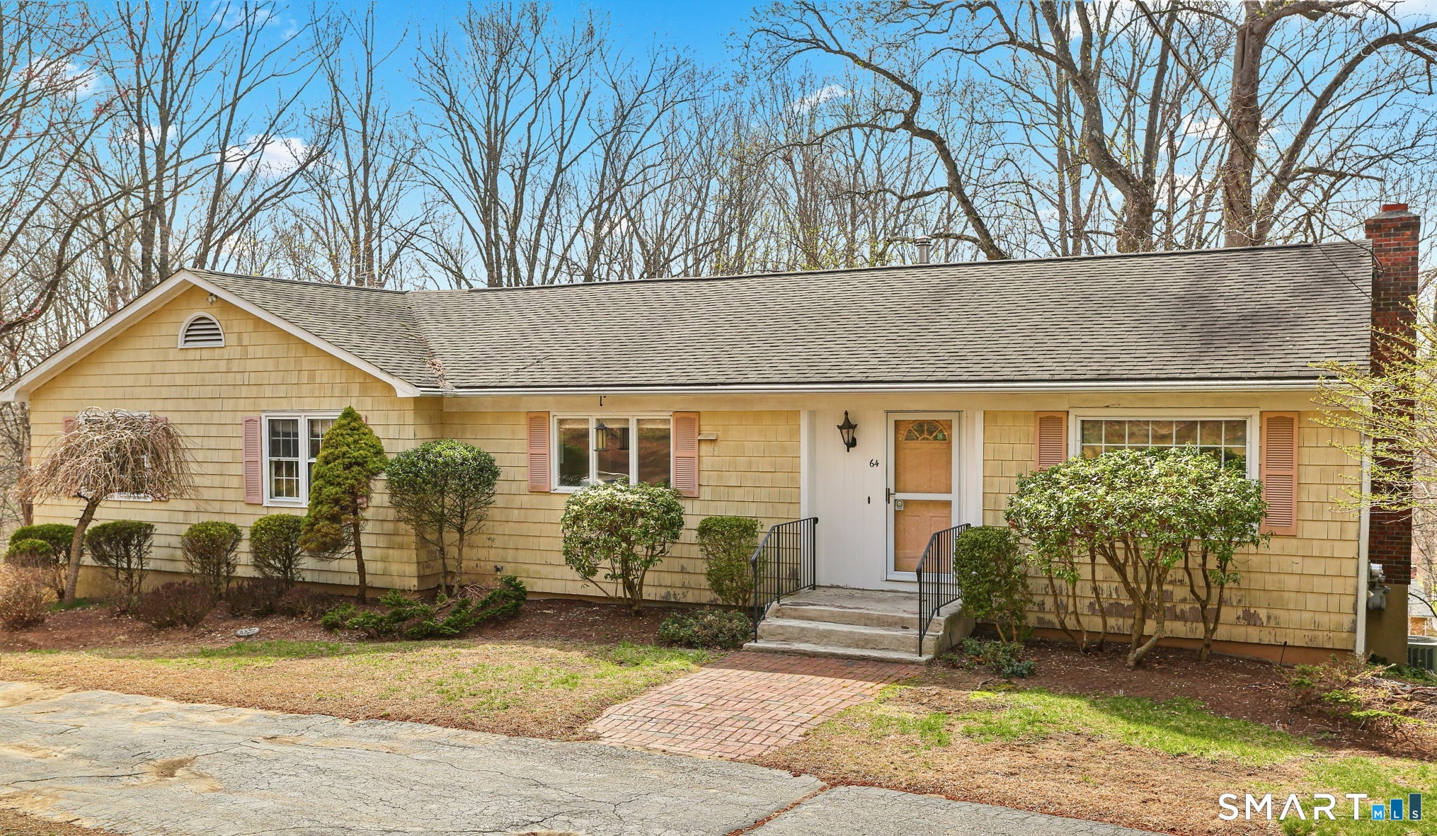 64 Mariner Circle Trumbull CT 06611