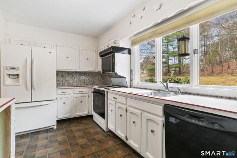 64 Mariner Circle Trumbull CT 06611