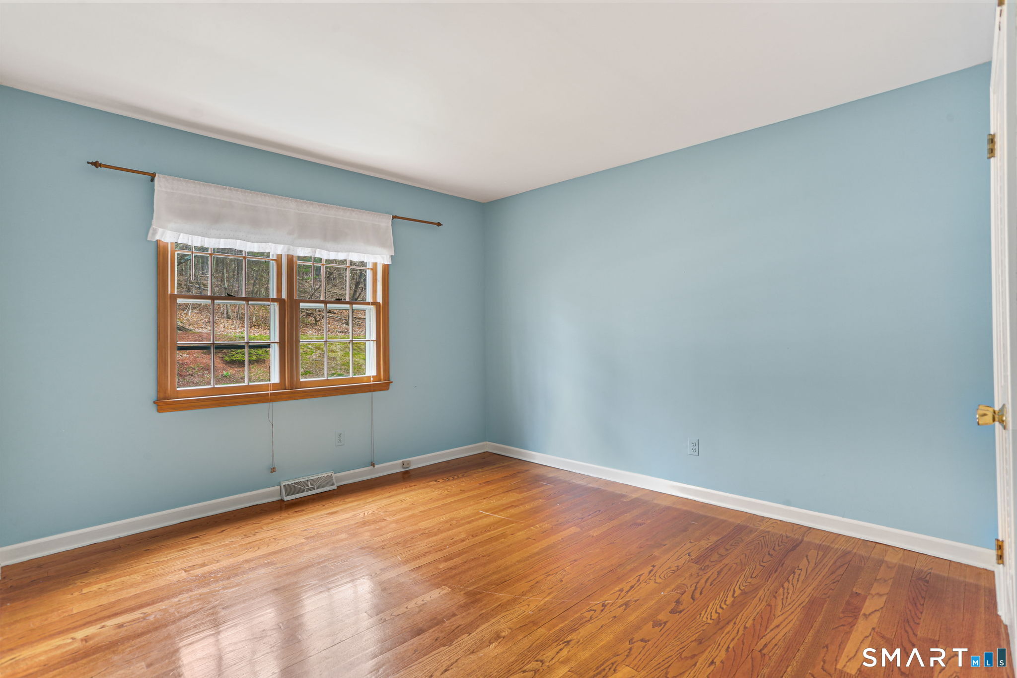 64 Mariner Circle Trumbull CT 06611