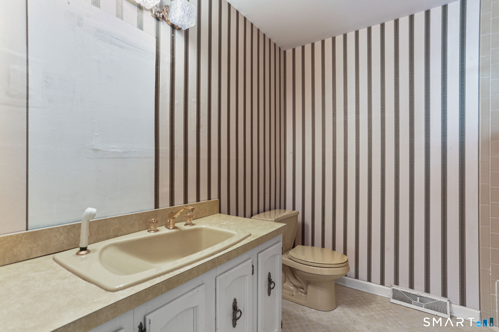 64 Mariner Circle Trumbull CT 06611