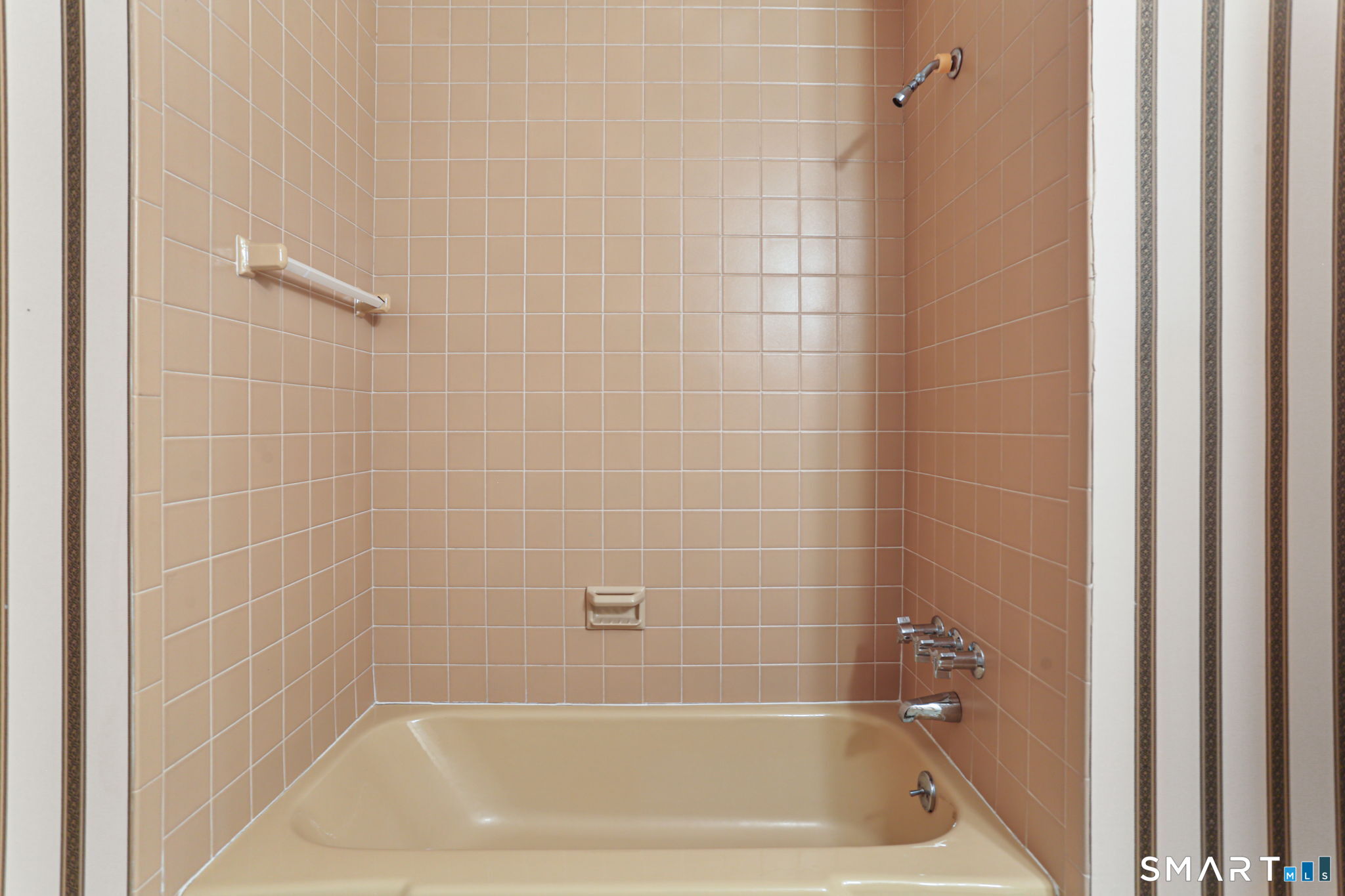 64 Mariner Circle Trumbull CT 06611