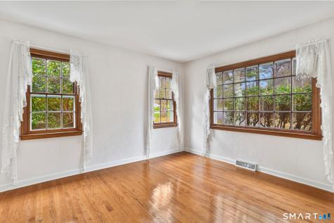 64 Mariner Circle Trumbull CT 06611