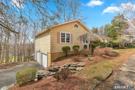 64 Mariner Circle Trumbull CT 06611