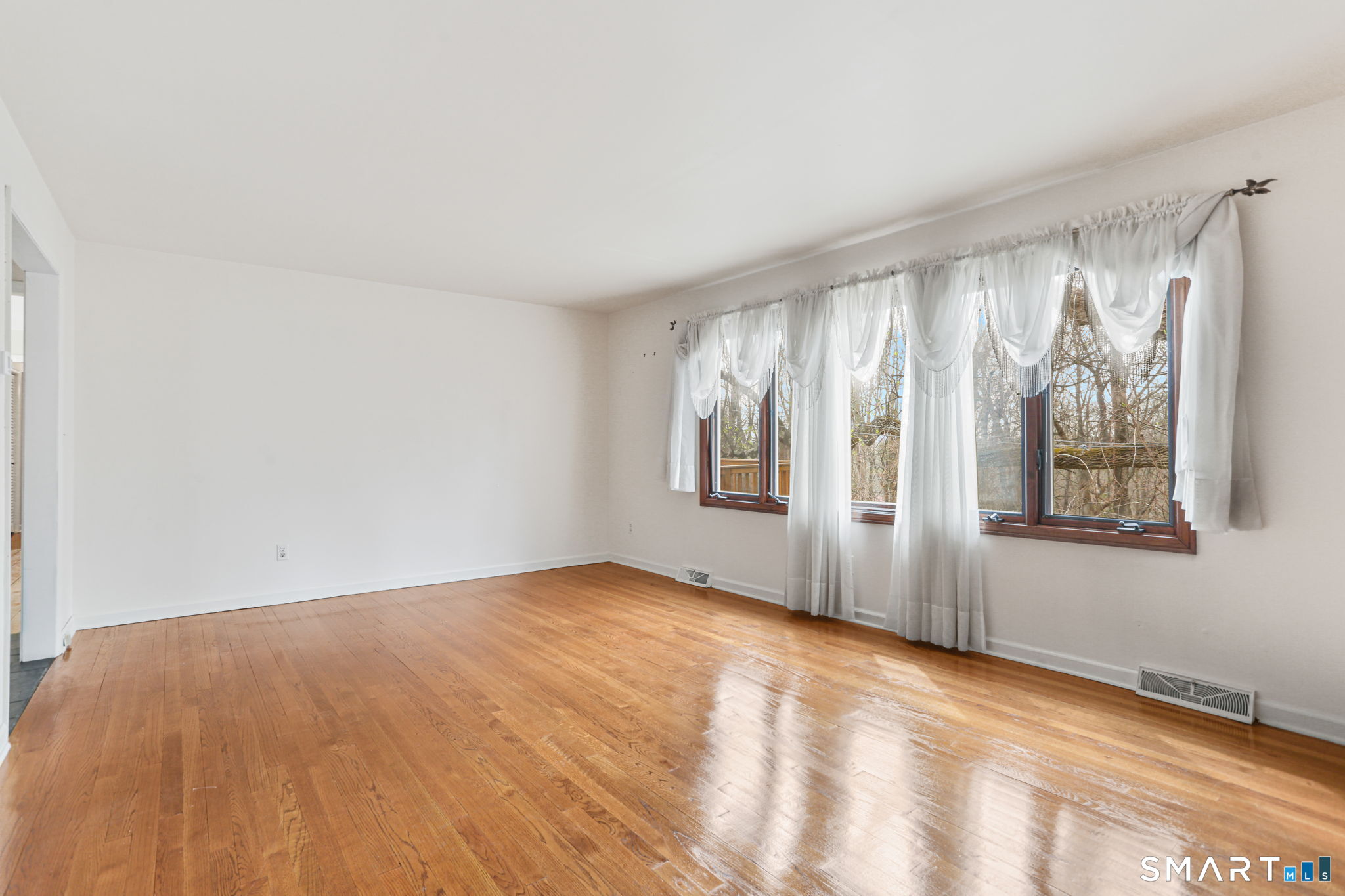 64 Mariner Circle Trumbull CT 06611