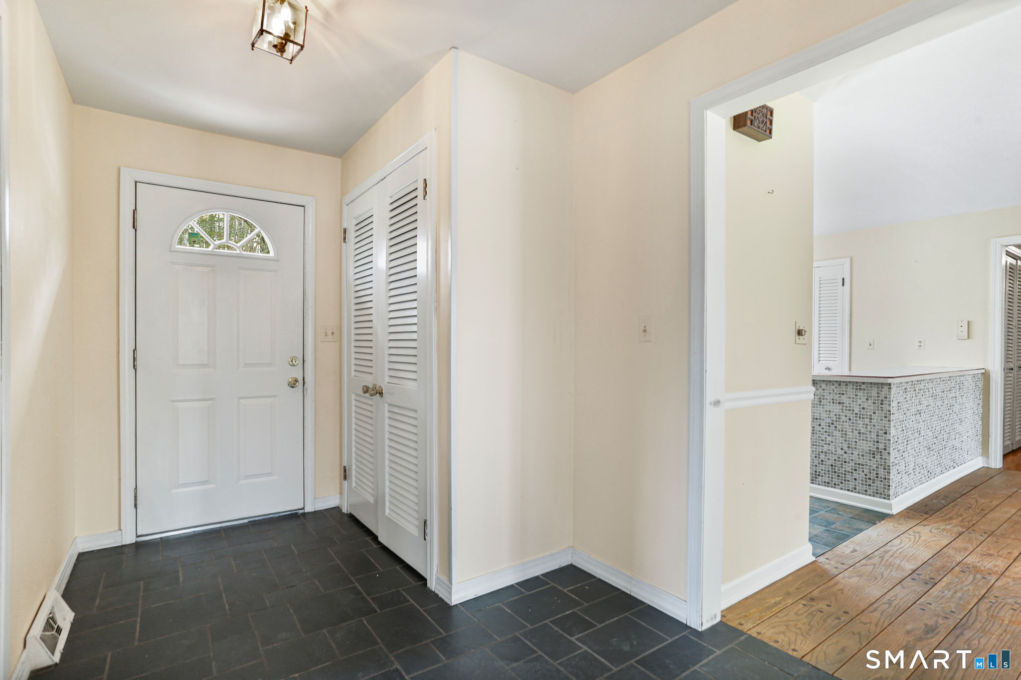 64 Mariner Circle Trumbull CT 06611