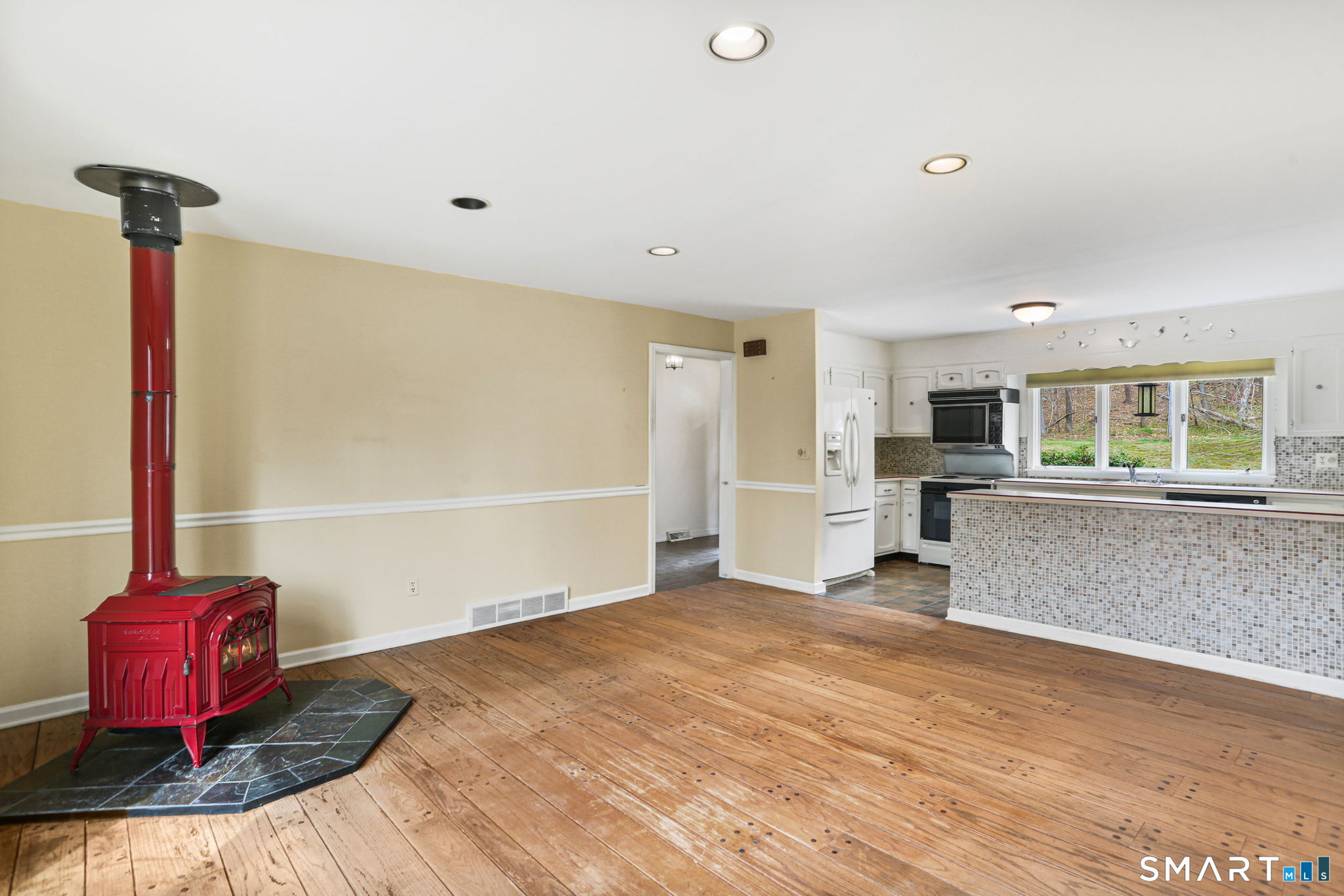 64 Mariner Circle Trumbull CT 06611
