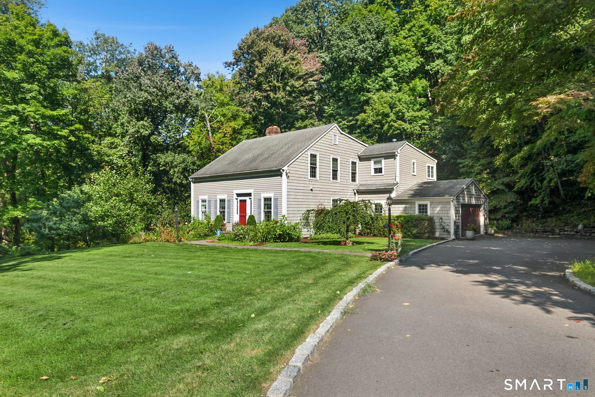 9 Teachers Ridge Road Newtown CT 06482