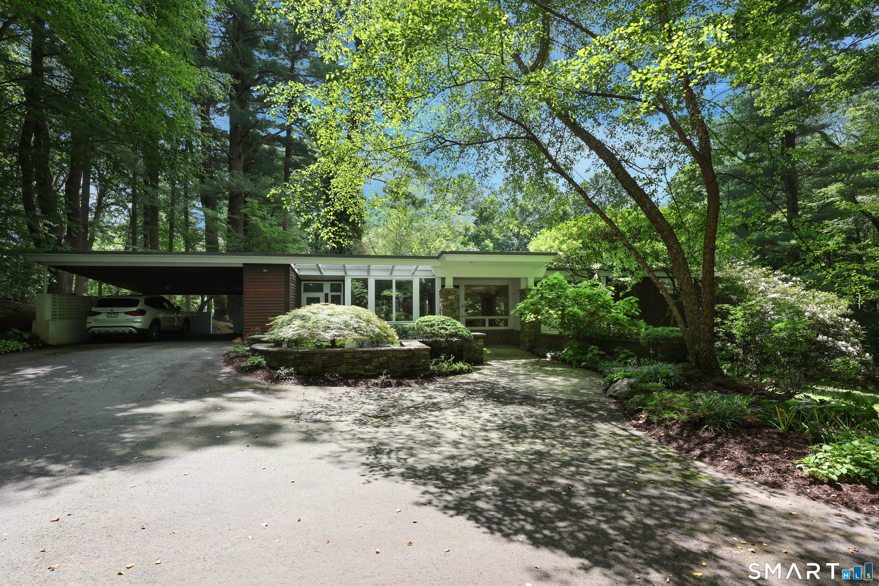 3 Pheasant Hill Farmington CT 06032