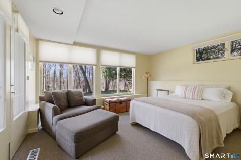 3 Pheasant Hill Farmington CT 06032