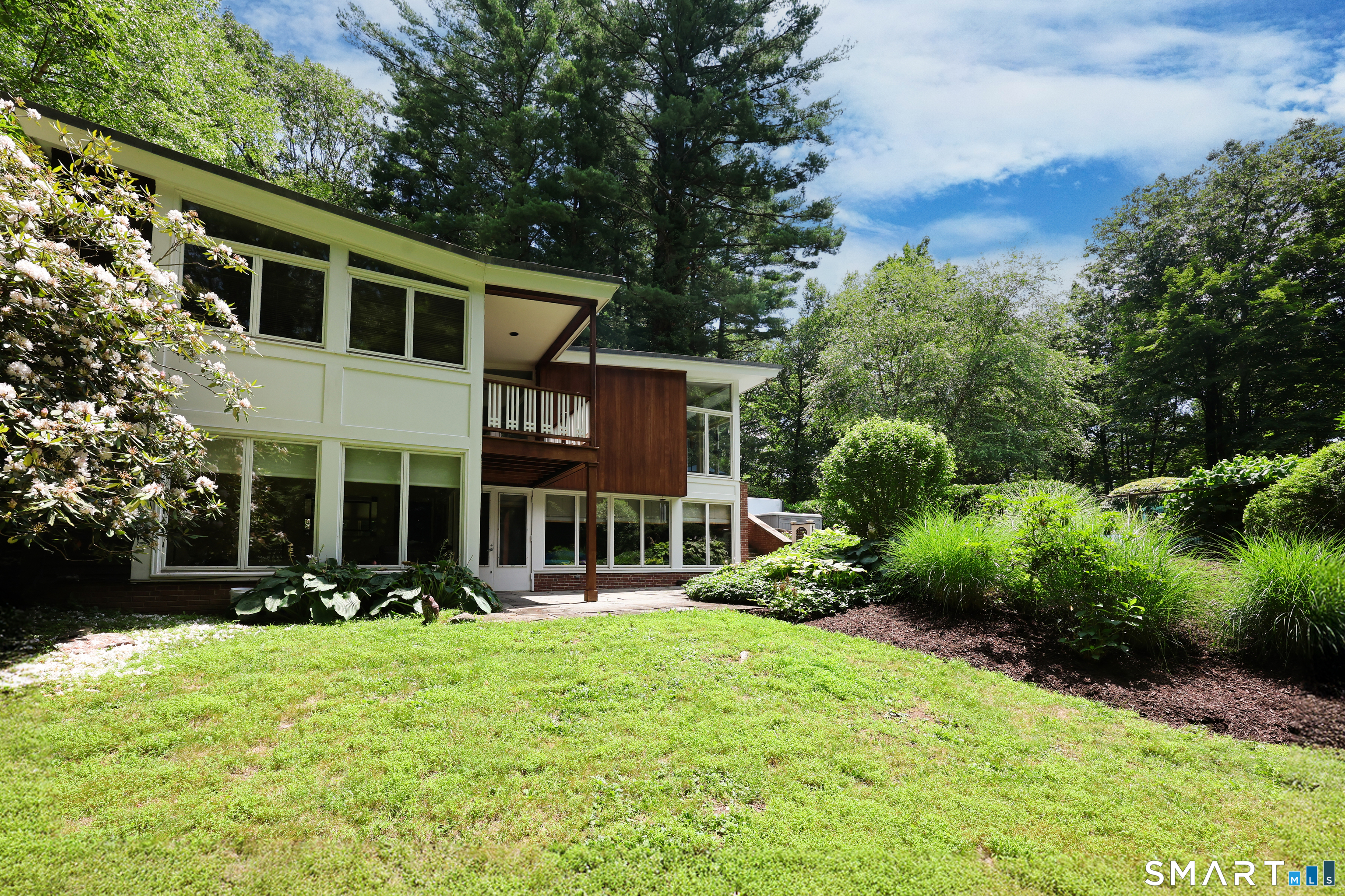 3 Pheasant Hill Farmington CT 06032