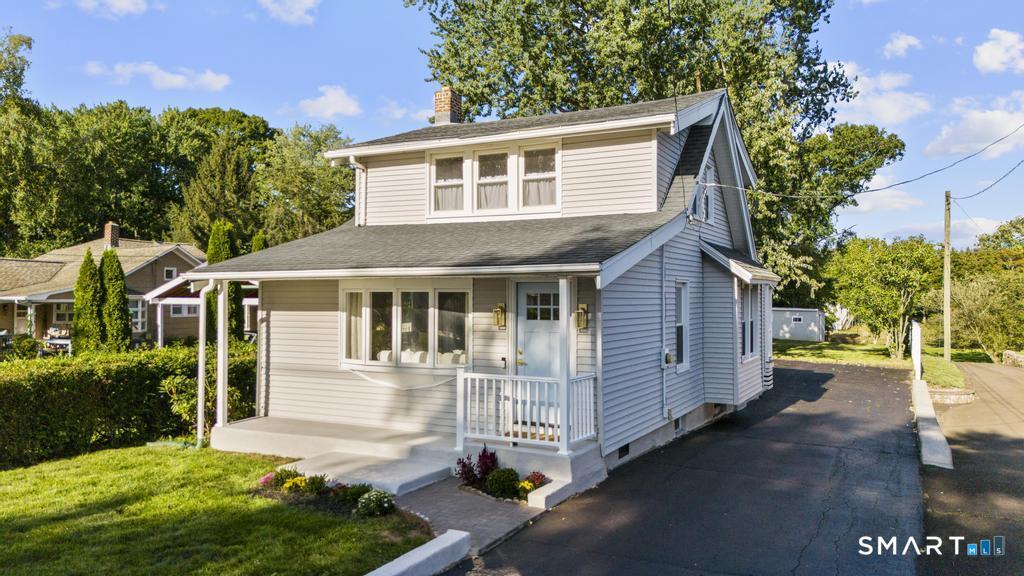 178 South Montowese Street Branford CT 06405