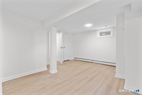 178 South Montowese Street Branford CT 06405