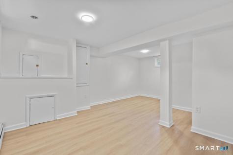 178 South Montowese Street Branford CT 06405