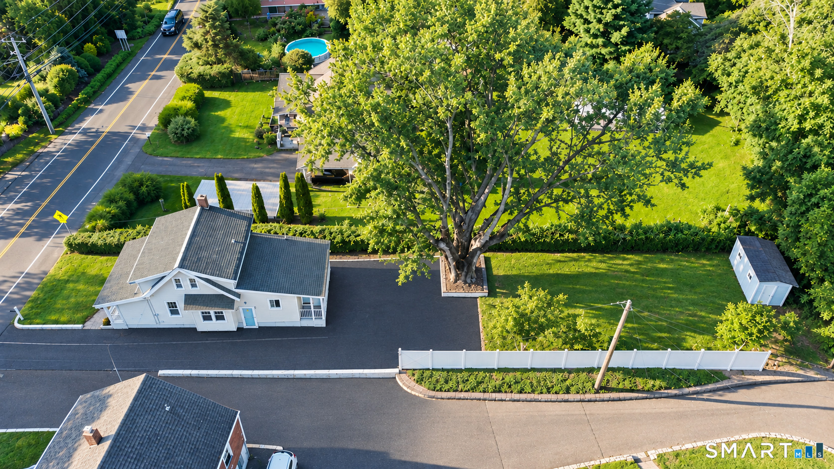 178 South Montowese Street Branford CT 06405