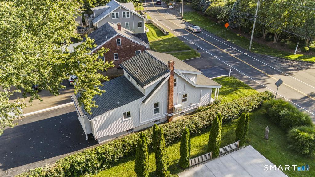 178 South Montowese Street Branford CT 06405