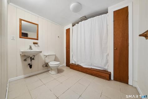 40 Comstock Hill Avenue Norwalk CT 06850