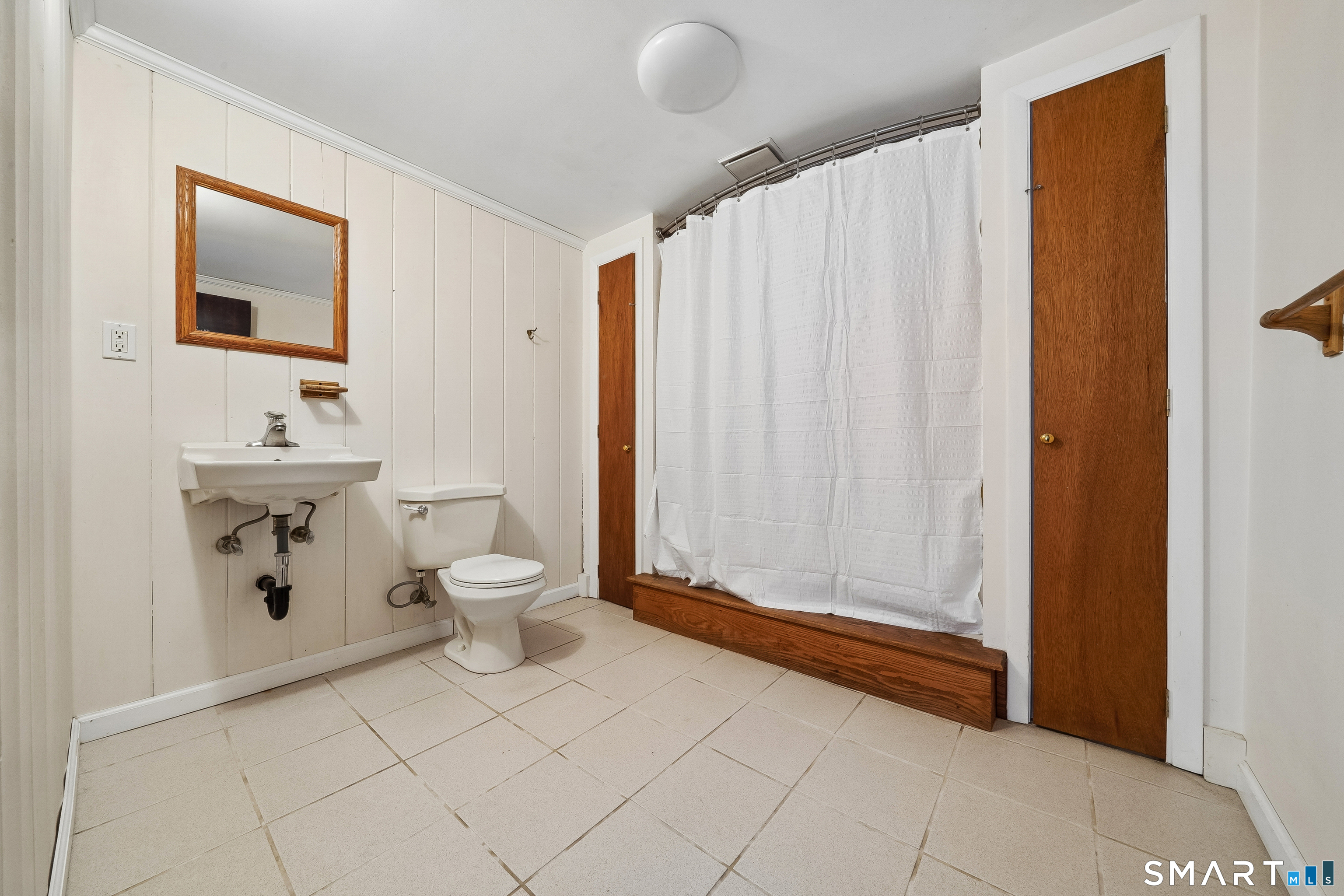 40 Comstock Hill Avenue Norwalk CT 06850