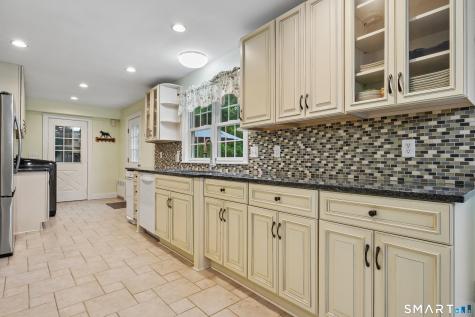 40 Comstock Hill Avenue Norwalk CT 06850