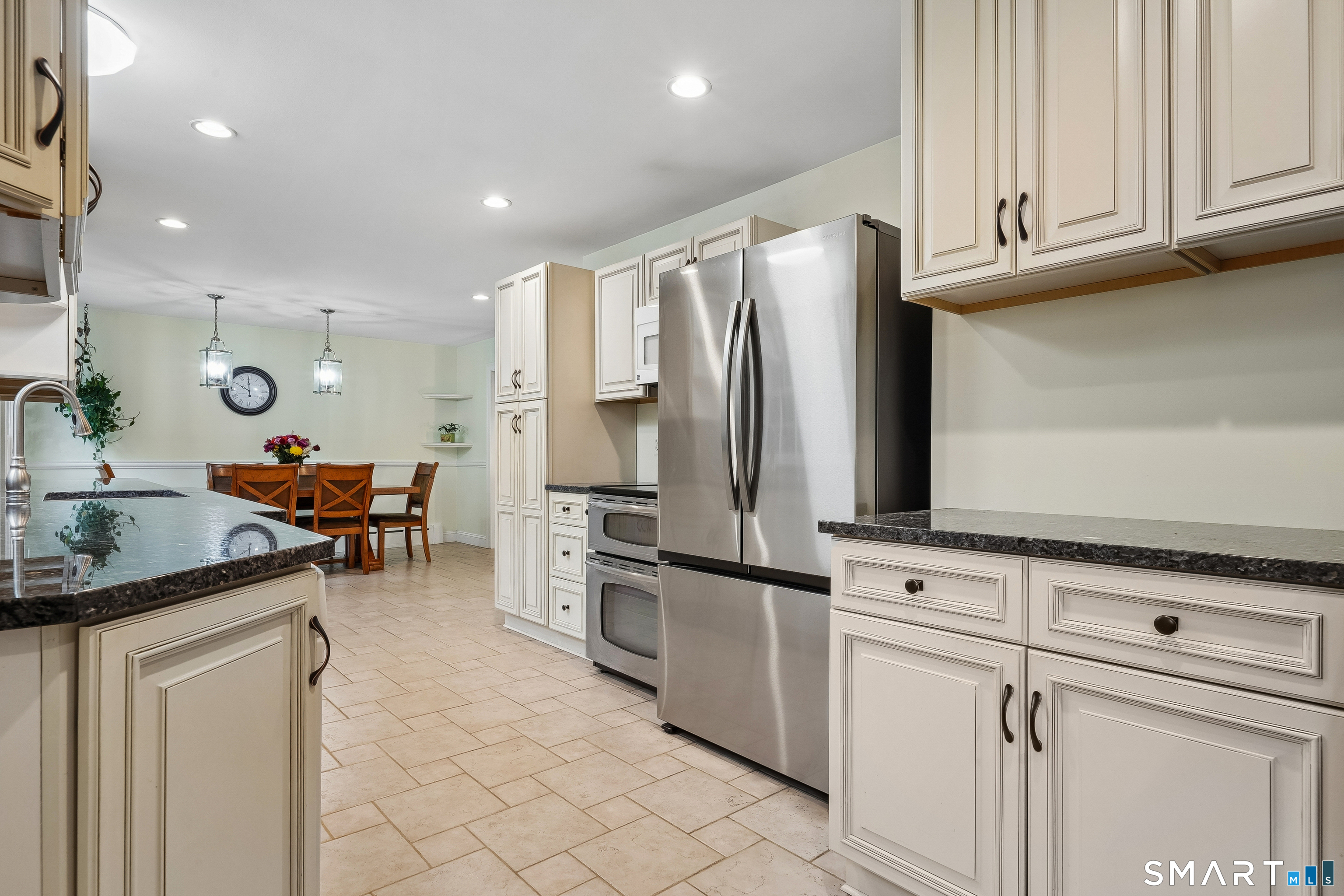 40 Comstock Hill Avenue Norwalk CT 06850