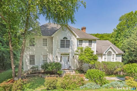 335 Luna Trl Extension Southbury CT 06488