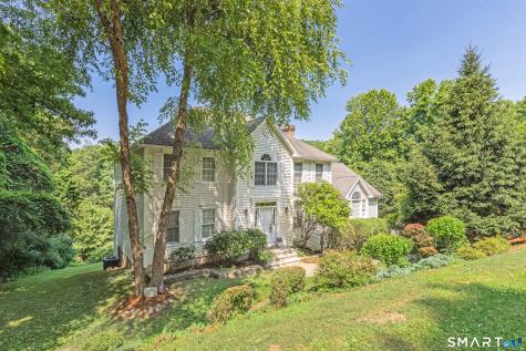335 Luna Trl Extension Southbury CT 06488