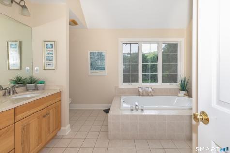 335 Luna Trl Extension Southbury CT 06488